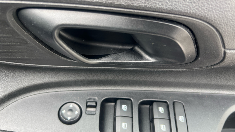 Hyundai i20 1.0T GDi 48V MHD SE Connect 5dr Petrol Hatchback